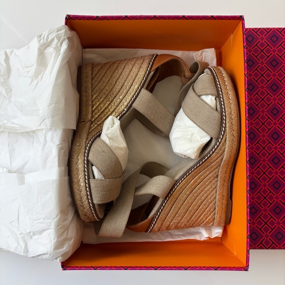TORY BURCH Adonis Wedge Espadrille Platform Sandal Khaki/Gold - Picture 7 of 10